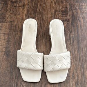Marc Fisher Woven Slip on white slides block heel 1.46 inch